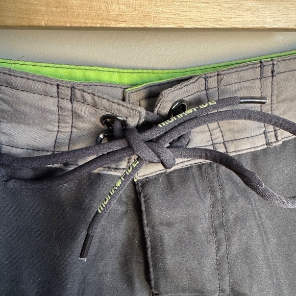 Monk Dot Five Men's Medium Board Shorts Swim Trunks Black Beach Surfer Pool - Picture 3 of 14